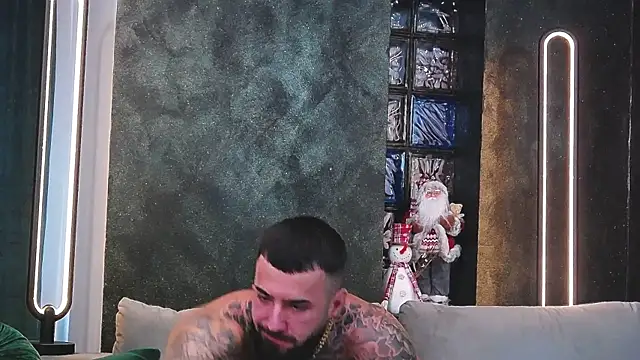 masterkingofmusclee online show from January 3, 2025, 11:25 am