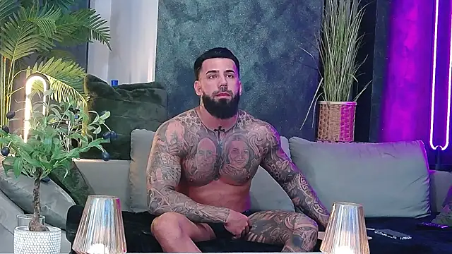 masterkingofmusclee online show from March 24, 2026, 9:20 pm