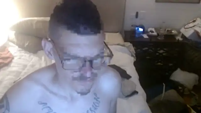 Snapshot of theschisel chatting on April 1, 2026, 2:56 am theschisel online show from April 1, 2026, 2:56 am