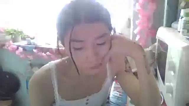 CarlyJoy online show from September 15, 2025, 11:43 am