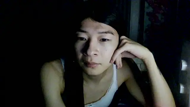 CarlyJoy online show from April 19, 2026, 4:39 pm