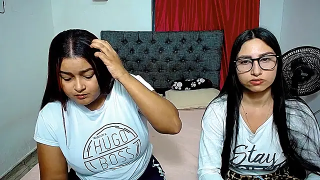 Snapshot of violeta_rous chatting on July 21, 2026, 3:53 am violeta rous online show from July 21, 2026, 3:53 am