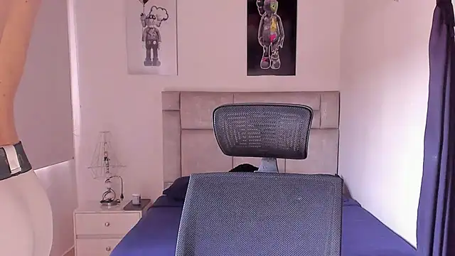 paul rogerr online show from October 16, 2025, 5:14 pm