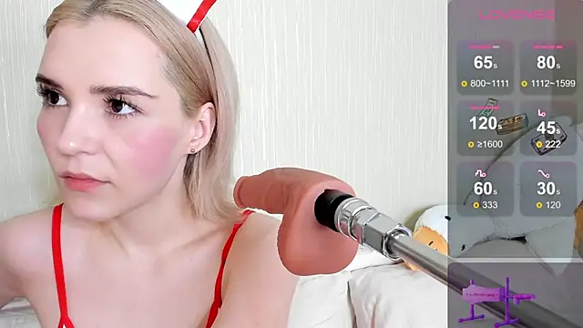 Kaya Devis online show from March 7, 2025, 4:46 am