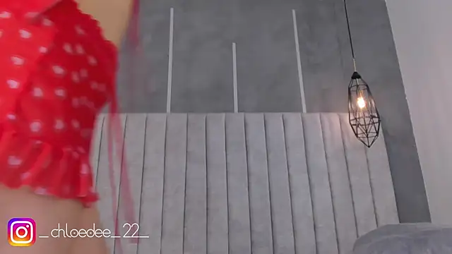 chloe d online show from January 11, 2025, 10:29 am