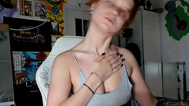 Snapshot of Sunny_Mouse_ chatting on September 13, 2025, 2:39 pm Sunny Mouse online show from September 13, 2025, 2:39 pm