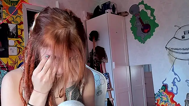 Snapshot of Sunny_Mouse_ chatting on October 3, 2025, 1:08 pm Sunny Mouse online show from October 3, 2025, 1:08 pm