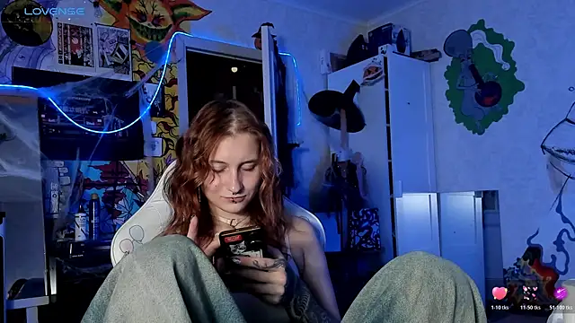 Snapshot of Sunny_Mouse_ chatting on October 22, 2025, 3:56 pm Sunny Mouse online show from October 22, 2025, 3:56 pm