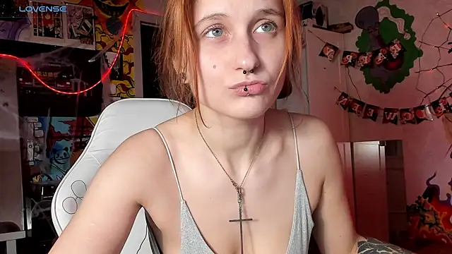 Snapshot of Sunny_Mouse_ chatting on October 30, 2025, 4:41 pm Sunny Mouse online show from October 30, 2025, 4:41 pm