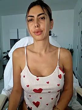 Flower Pow3r online show from September 24, 2025, 5:11 am