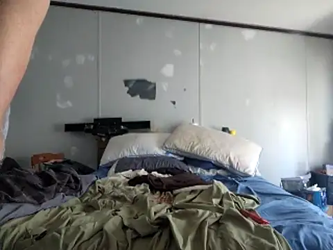 Bi curious86 online show from March 22, 2026, 5:49 pm