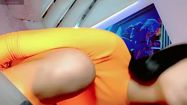 Hannahsmit online show from January 9, 2025, 4:52 am