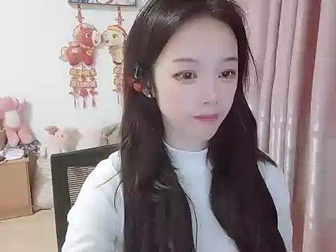 wwcc123 online show from April 19, 2026, 2:49 pm