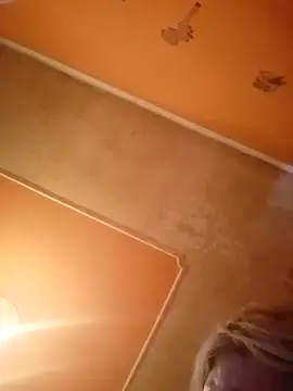 ducicsajsziii online show from September 9, 2025, 6:07 pm