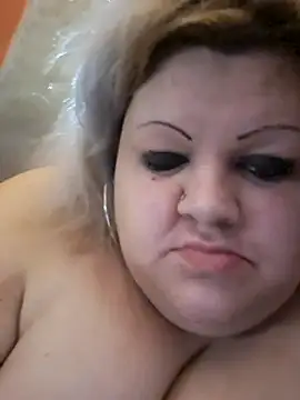 ducicsajsziii online show from September 24, 2025, 10:13 pm