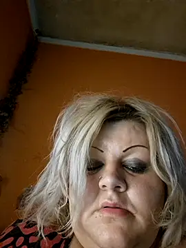 ducicsajsziii online show from October 10, 2025, 10:20 pm