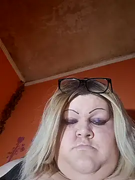 ducicsajsziii online show from April 23, 2026, 8:02 am