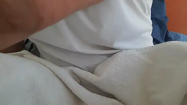 Ivanxx712 online show from March 12, 2025, 6:11 pm