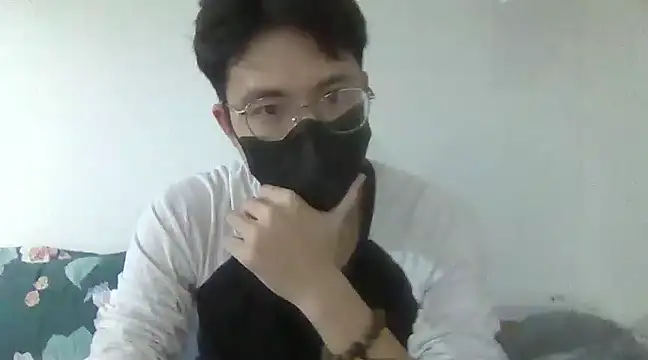 Gwencloudy online show from February 13, 2025, 4:17 pm