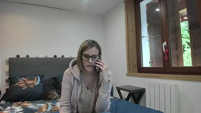 Madame Callie online show from May 18, 2026, 11:38 am