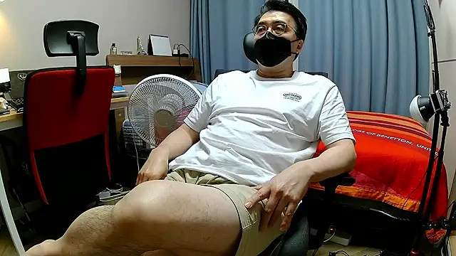 Snapshot of Jackvanlee chatting on July 8, 2026, 1:15 pm Jackvanlee online show from July 8, 2026, 1:15 pm