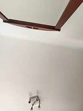 bruna safadinhaa online show from April 21, 2026, 1:50 pm