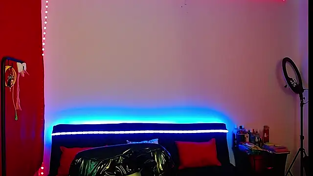 Niky 777 online show from March 11, 2025, 7:14 pm