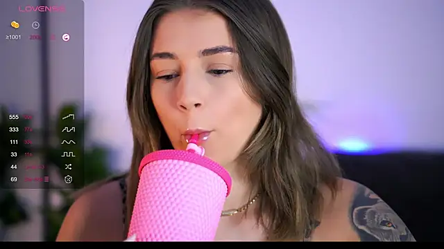 Snapshot of AishaCarter chatting on September 11, 2025, 6:41 pm AishaCarter online show from September 11, 2025, 6:41 pm