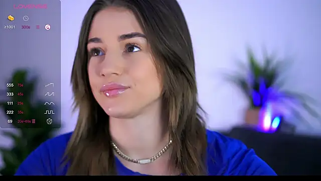 Snapshot of AishaCarter chatting on September 17, 2025, 7:59 pm AishaCarter online show from September 17, 2025, 7:59 pm