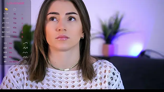 Snapshot of AishaCarter chatting on October 29, 2025, 5:47 pm AishaCarter online show from October 29, 2025, 5:47 pm