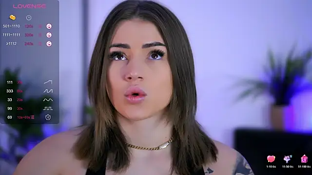 Snapshot of AishaCarter chatting on November 14, 2025, 6:06 pm AishaCarter online show from November 14, 2025, 6:06 pm