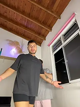 Snapshot of Juan_Castano chatting on January 11, 2026, 9:58 am Juan Castano online show from January 11, 2026, 9:58 am