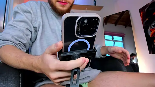 Snapshot of Juan_Castano chatting on January 16, 2026, 11:25 am Juan Castano online show from January 16, 2026, 11:25 am