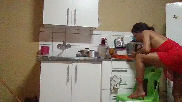 ShooingBunch online show from November 3, 2025, 10:38 am