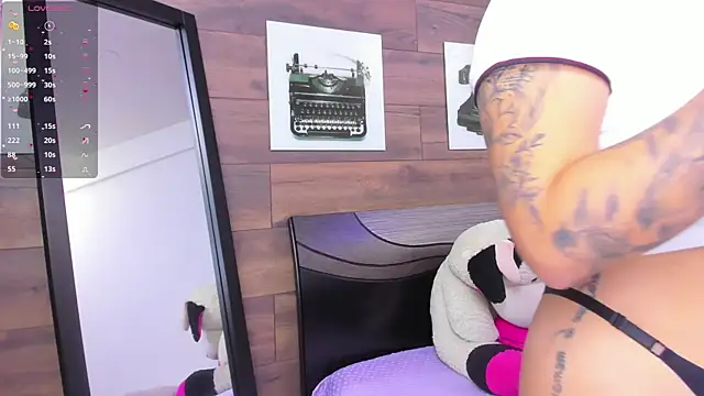 KatyaBlonding online show from January 28, 2025, 1:49 pm