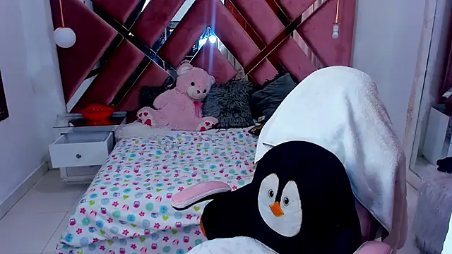 sexy sofia xx online show from March 7, 2025, 4:24 am