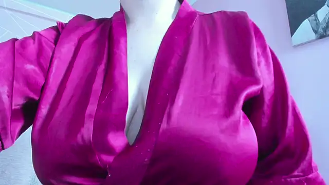 dolly zoe online show from February 22, 2025, 5:23 am