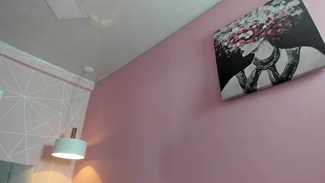 dolly zoe online show from September 23, 2025, 9:51 pm