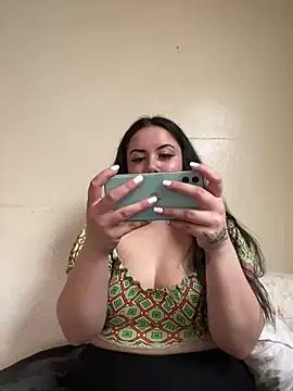 xocrybaby online show from March 19, 2025, 8:22 pm