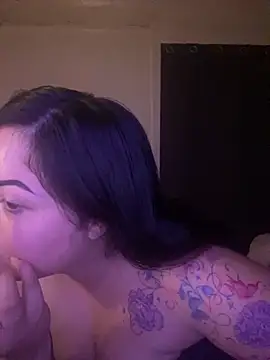 xocrybaby online show from October 13, 2025, 10:37 am