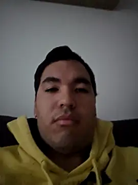 moras31 online show from November 27, 2025, 9:33 am