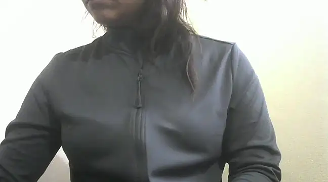 shekira99 online show from January 25, 2025, 4:02 am