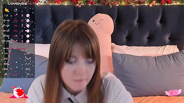 AliceLanley online show from January 17, 2025, 3:22 pm