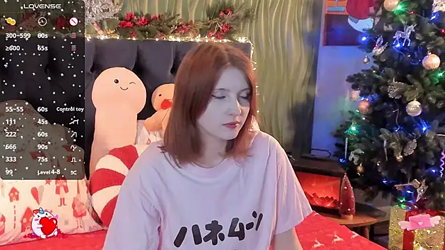 Snapshot of AliceLanley chatting on December 23, 2025, 11:08 am AliceLanley online show from December 23, 2025, 11:08 am