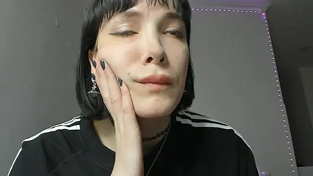 dollmore online show from February 15, 2025, 7:17 pm