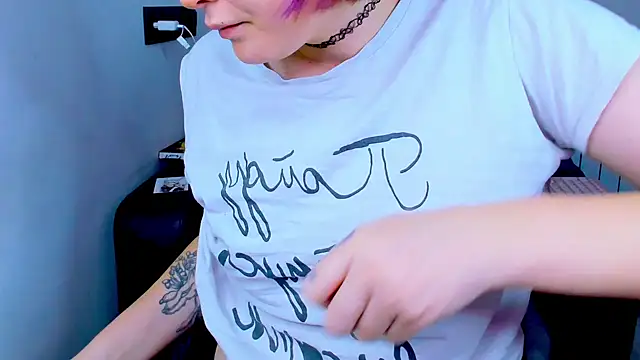 dollmore online show from September 26, 2025, 5:33 am