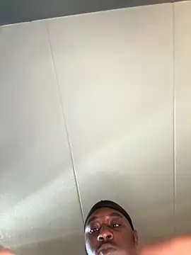 Stressreliever82 online show from April 13, 2026, 8:03 pm