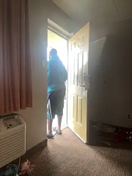 Stressreliever82 online show from April 18, 2026, 7:07 pm