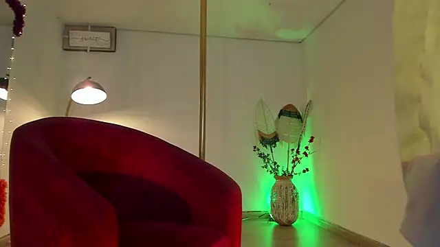 Kat Art online show from December 8, 2024, 1:02 am