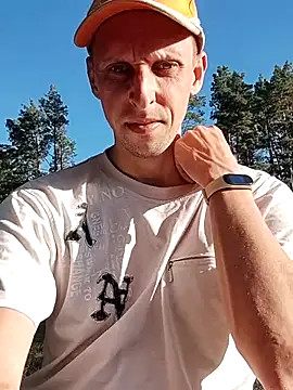 Yrikos1 online show from September 22, 2025, 2:08 pm